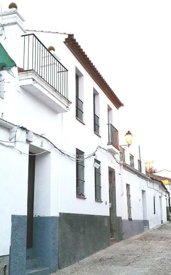 Casa Centenaria Con Encanto Zufre Extérieur photo